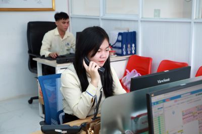 NHÂN VIÊN TỔNG ĐÀI - CHĂM SÓC KHÁCH HÀNG